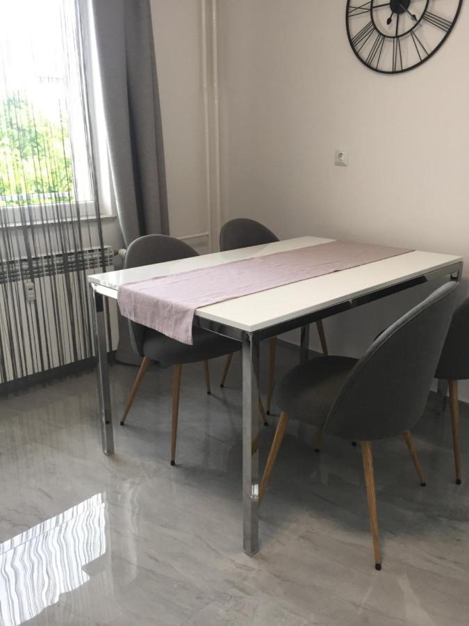 Apartman Sonas 2 With Free Private Parking Karlovac Εξωτερικό φωτογραφία